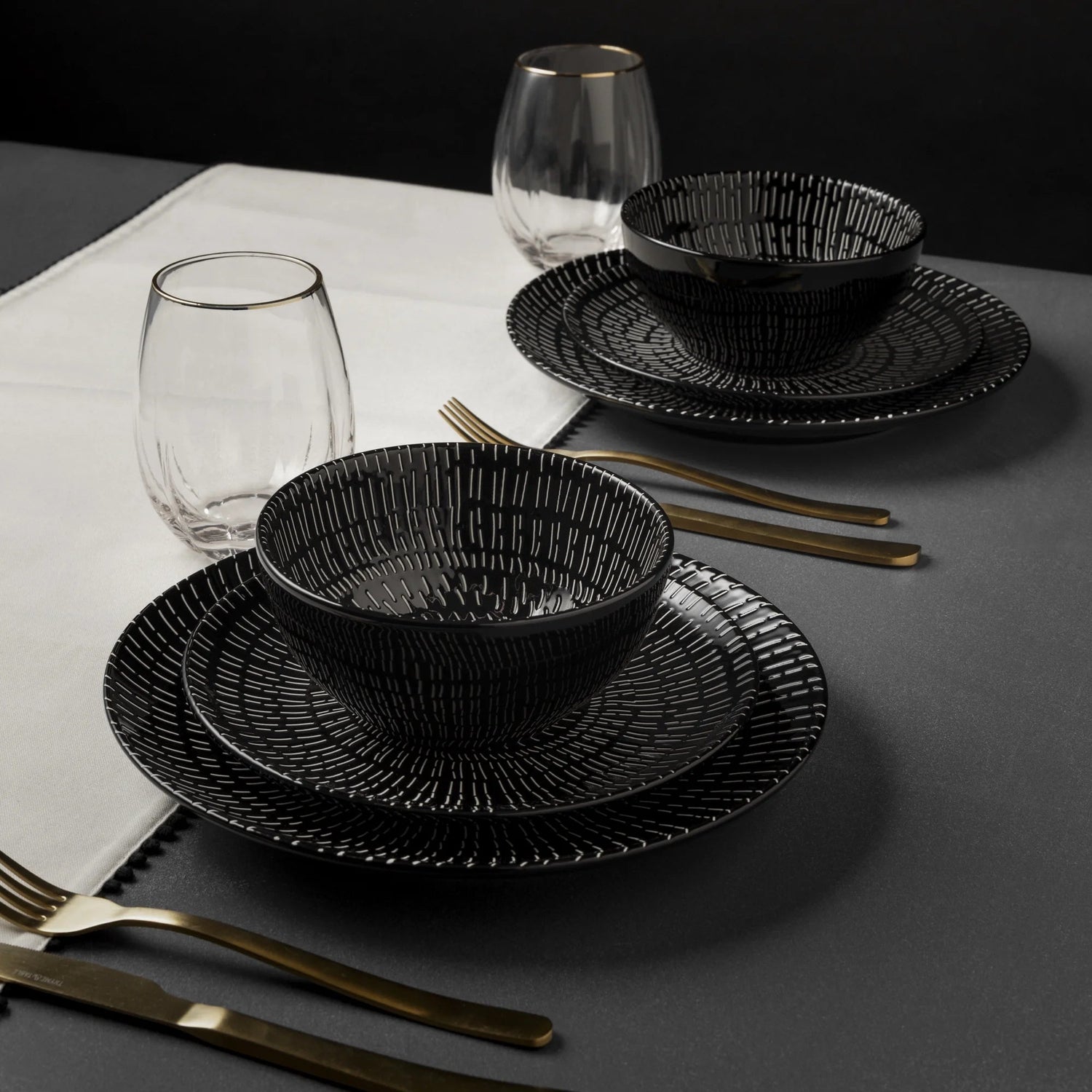 12-Piece Stoneware Dinnerware Set - Simply Sorted